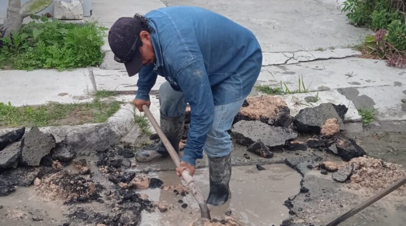 Solucionó COMAPA Fugas de Agua en Jarachina Sur