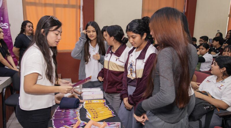 DIF Matamoros y CAPASITS Promueven Mesas de Dialogo y Orientación en la Feria de Salud Sexual para los Jovenes del ITACE