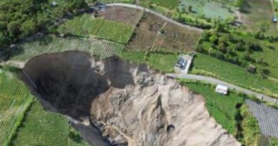 Un socavón de 3 Hectáreas ha Devorado Cultivos en Aceh Central Indonesia Un socavón de 3 Hectáreas ha Devorado Cultivos en Aceh Central Indonesia