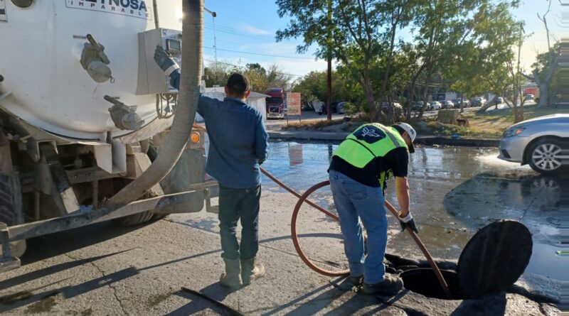 Mejora COMAPA Funcionamiento del Drenaje Sanitario en la Colonia Jarachina Norte Mejora COMAPA Funcionamiento del Drenaje Sanitario en la Colonia Jarachina Norte