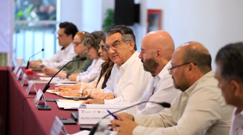 Participó Carlos Peña Ortiz en Mesa de Trabajo del Gobernador Américo Villarreal Anaya Participó Carlos Peña Ortiz en Mesa de Trabajo del Gobernador Américo Villarreal Anaya