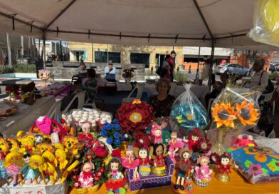 Promueve DIF Reynosa Participación de Adultos Mayores con Venta de Manualidades