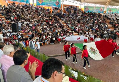 Arrancó Espartaqueada Deportiva; Antorcha Llama a la Juventud a Practicar Deporte