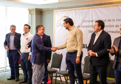 La CANADEVI Reconoció el Apoyo del Alcalde Carlos Peña Ortiz La CANADEVI Reconoció el Apoyo del Alcalde Carlos Peña Ortiz