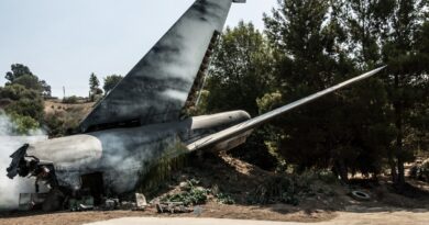 Avión Militar Se Estrella En Colombia; Transportaba a 125 Personas