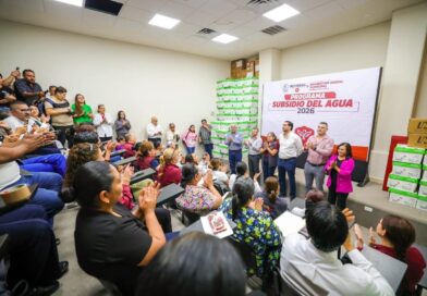 Reconoce Carlos Peña Ortiz a Trabajadores de la Salud con Programa Social Municipal