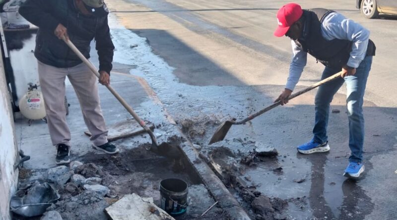 Reparó COMAPA Fugas de Agua en Diversos Sectores de Reynosa Reparó COMAPA Fugas de Agua en Diversos Sectores de Reynosa
