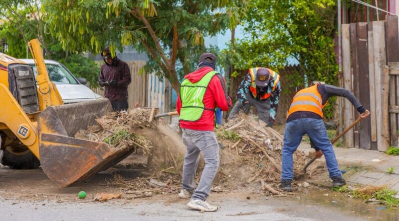 Trabaja Gobierno de Carlos Peña Ortiz con «Acción y Conciencia» en Fraccionamiento Halcón