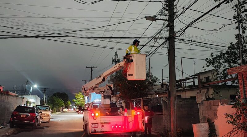Refuerza Gobierno de Carlos Peña Ortiz Alumbrado Público con Jornada Nocturna