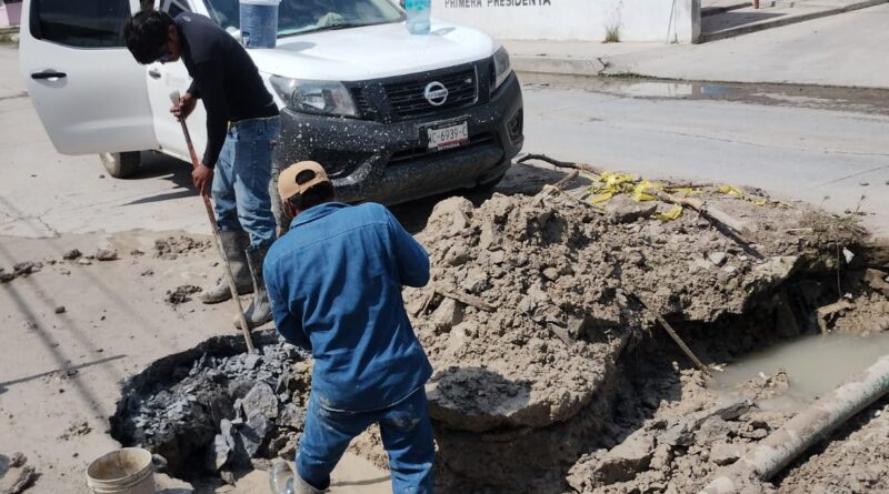 Atendió COMAPA Fugas de Agua Potable en Diversos Sectores