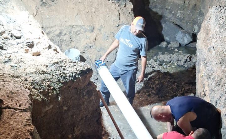 Reparó COMAPA Línea de Agua Potable en Fuentes Sección Lomas Reparó COMAPA Línea de Agua Potable en Fuentes Sección Lomas
