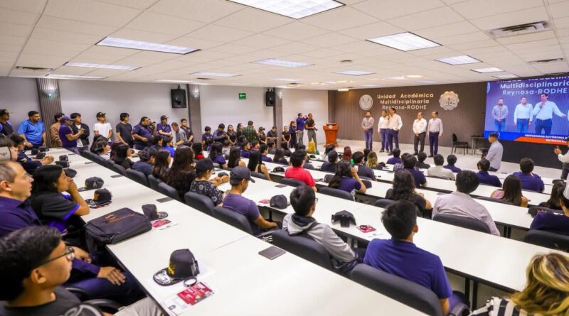 Se Sumó Comunidad Estudiantil de la UAMRR-UAT a Programa de Carlos Peña Ortiz Se Sumó Comunidad Estudiantil de la UAMRR-UAT a Programa de Carlos Peña Ortiz