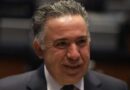 Regresa al Senado Enrique Cazares Tras Pedir Licencia por Unas Horas