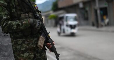 Choque Entre Disidencias de FARC Deja 48 Muertos Antes de Elecciones en Colombia
