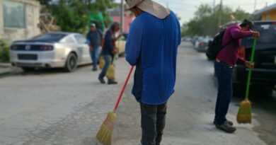 Mejora Gobierno de Reynosa a Paseo De las Flores con Labor de Limpieza Mejora Gobierno de Reynosa a Paseo De las Flores con Labor de Limpieza