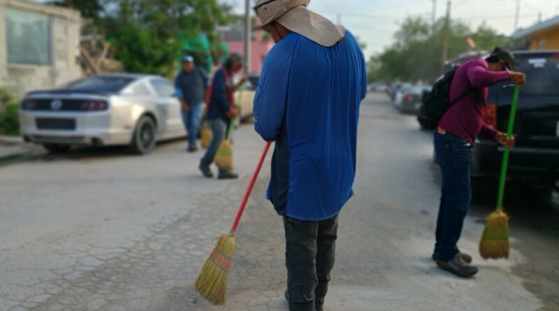 Mejora Gobierno de Reynosa a Paseo De las Flores con Labor de Limpieza Mejora Gobierno de Reynosa a Paseo De las Flores con Labor de Limpieza