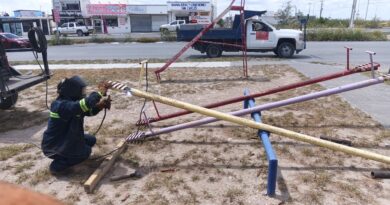Rehabilitó Gobierno Municipal de Carlos Peña Ortiz Juegos Infantiles en Hacienda del Sol Rehabilitó Gobierno Municipal de Carlos Peña Ortiz Juegos Infantiles en Hacienda del Sol