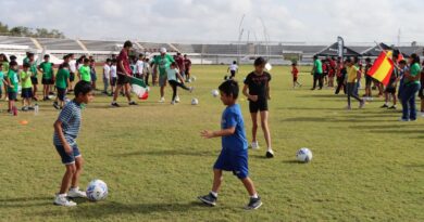 Fomentan Práctica del Fútbol en Campamento de Verano del Polideportivo Fomentan Práctica del Fútbol en Campamento de Verano del Polideportivo