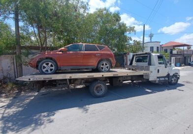 Retira Dirección de Medio Ambiente en Reynosa, Vehículos Abandonados de la vía Pública Retira Dirección de Medio Ambiente en Reynosa, Vehículos Abandonados de la vía Pública