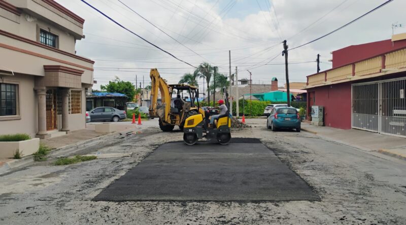 Intensificó Servicios Públicos Trabajo de Bacheo en Reynosa Intensificó Servicios Públicos Trabajo de Bacheo en Reynosa