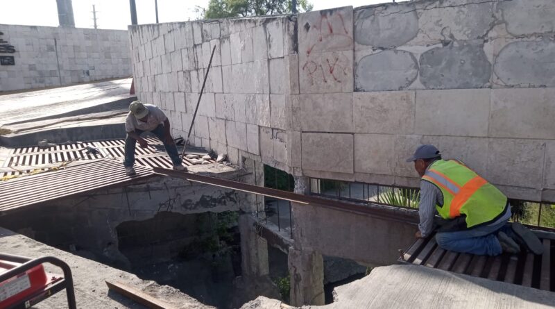 Atendió Carlos Peña Ortiz Reportes de Bacheo, Pluviales y Alumbrado en Diversos Sectores Atendió Carlos Peña Ortiz Reportes de Bacheo, Pluviales y Alumbrado en Diversos Sectores