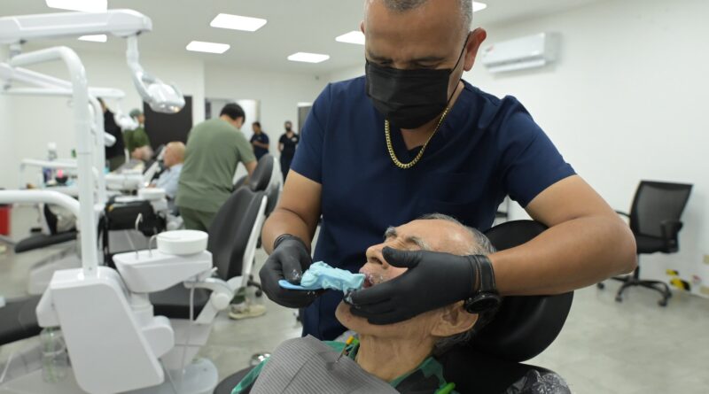 Mejora DIF Reynosa la Salud Bucal de Adultos Mayores de Casa Hogar con Prótesis Dentales Mejora DIF Reynosa la Salud Bucal de Adultos Mayores de Casa Hogar con Prótesis Dentales
