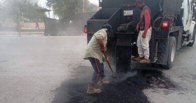 Mantiene Gobierno de Carlos Peña Ortiz Rehabilitación de Vialidades con Bacheo Mantiene Gobierno de Carlos Peña Ortiz Rehabilitación de Vialidades con Bacheo