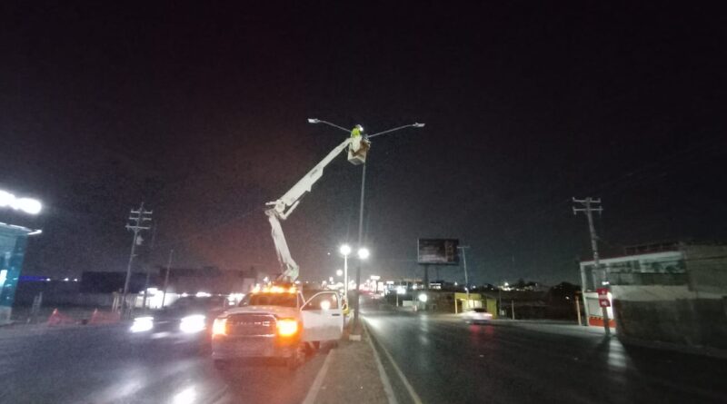 Encendió Servicios Públicos Luminarias del Bulevar Hidalgo Encendió Servicios Públicos Luminarias del Bulevar Hidalgo
