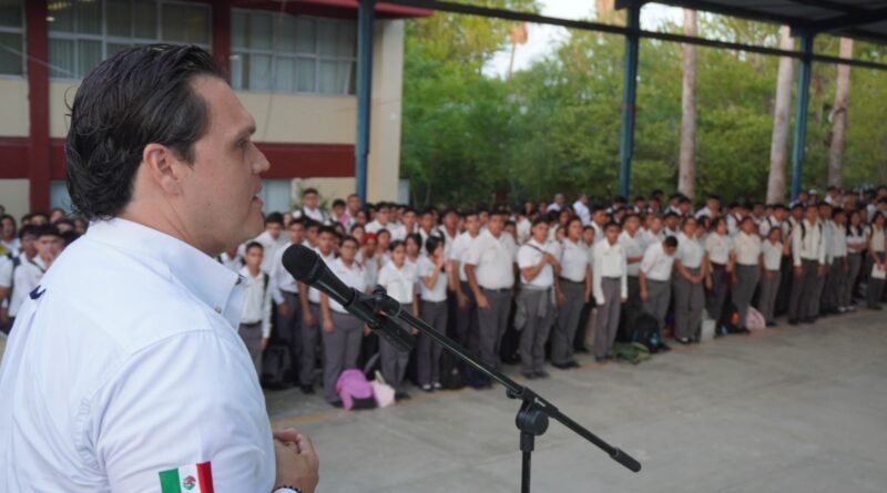 Refrendando su Compromiso con la Educación, HP Participa en el Inicio de Ciclo Escolar. Refrendando su Compromiso con la Educación, HP Participa en el Inicio de Ciclo Escolar.