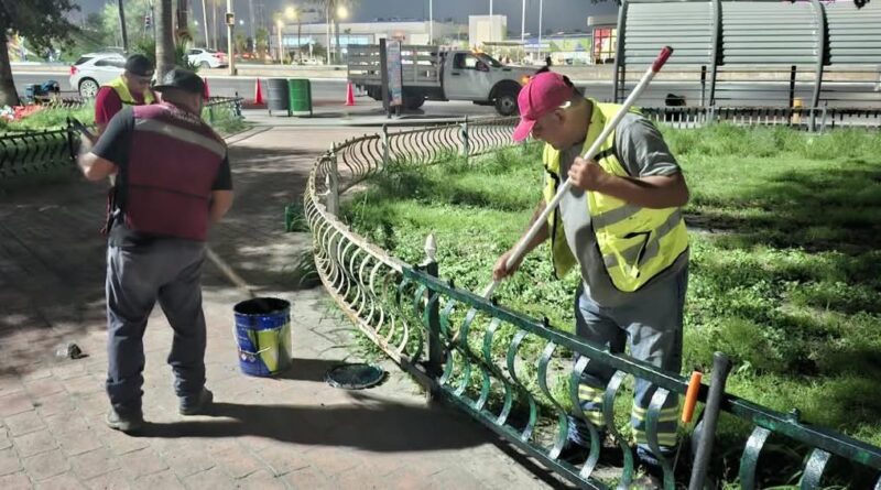 Rehabilitó Servicios Públicos Barandales de Área Verde en Bulevar Morelos con Álvaro Obregón Rehabilitó Servicios Públicos Barandales de Área Verde en Bulevar Morelos con Álvaro Obregón
