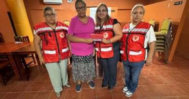 ENTREGA FUNDACIÓN MARCELO OLÁN APOYO PARA RIFA CON CAUSA A FAVOR DE TRATAMIENTO DE SALUD ENTREGA FUNDACIÓN MARCELO OLÁN APOYO PARA RIFA CON CAUSA A FAVOR DE TRATAMIENTO DE SALUD