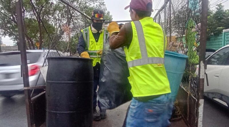 Exhorta Servicios Públicos de Reynosa a no Tirar Basura en la Calle para Evitar Inundaciones Exhorta Servicios Públicos de Reynosa a no Tirar Basura en la Calle para Evitar Inundaciones