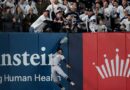 Yankees, Eliminados de Playoffs por Interferencia de fan en las Gradas Yankees, Eliminados de Playoffs por Interferencia de fan en las Gradas