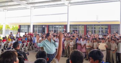 Inauguró Carlos Peña Ortiz Techumbre en Escuela Secundaria 15 de Puerta Grande y Anunció Nuevo CBTIS Inauguró Carlos Peña Ortiz Techumbre en Escuela Secundaria 15 de Puerta Grande y Anunció Nuevo CBTIS