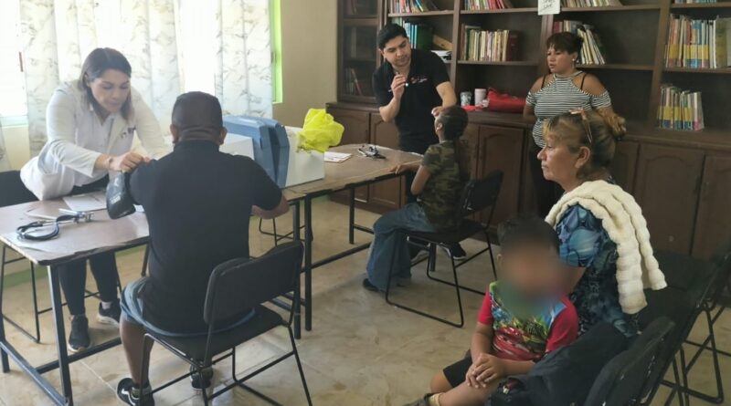 Lleva DIF-Reynosa la Ruta de la Salud Rural a Familas del Ejido Los Cavazos